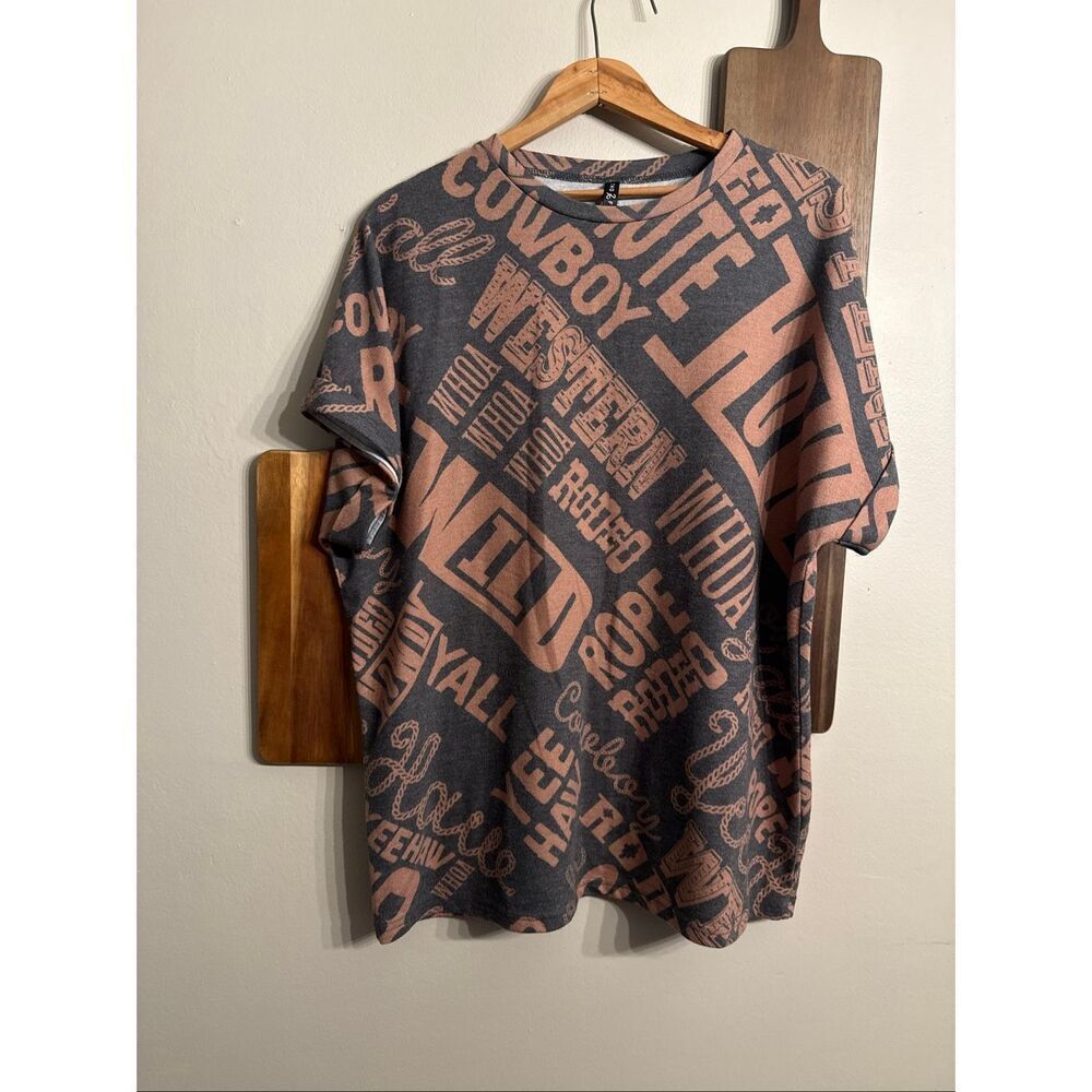 Two 2 Fly Black Brown Boutique Western Lingo Yeehaw Knit T-Shirt Small/Medium